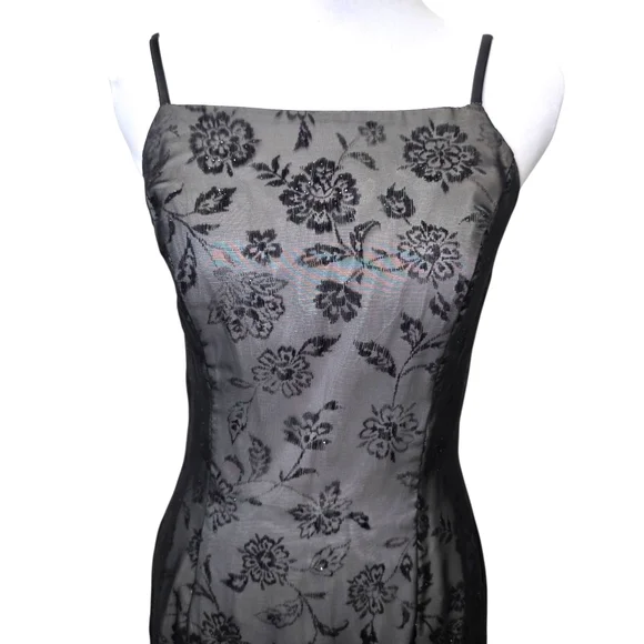 Morgan And Co Elegant Black Floral Lace Evening Dress Maxi Size 7/8 - Picture 2 of 12